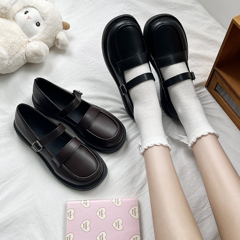 初中生小学生白黑色小皮鞋