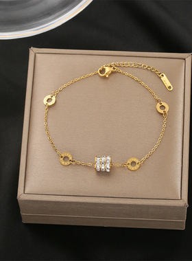 金色镶钻小蛮腰钛钢手链女不掉色豪华网红手饰冷淡风小众饰品