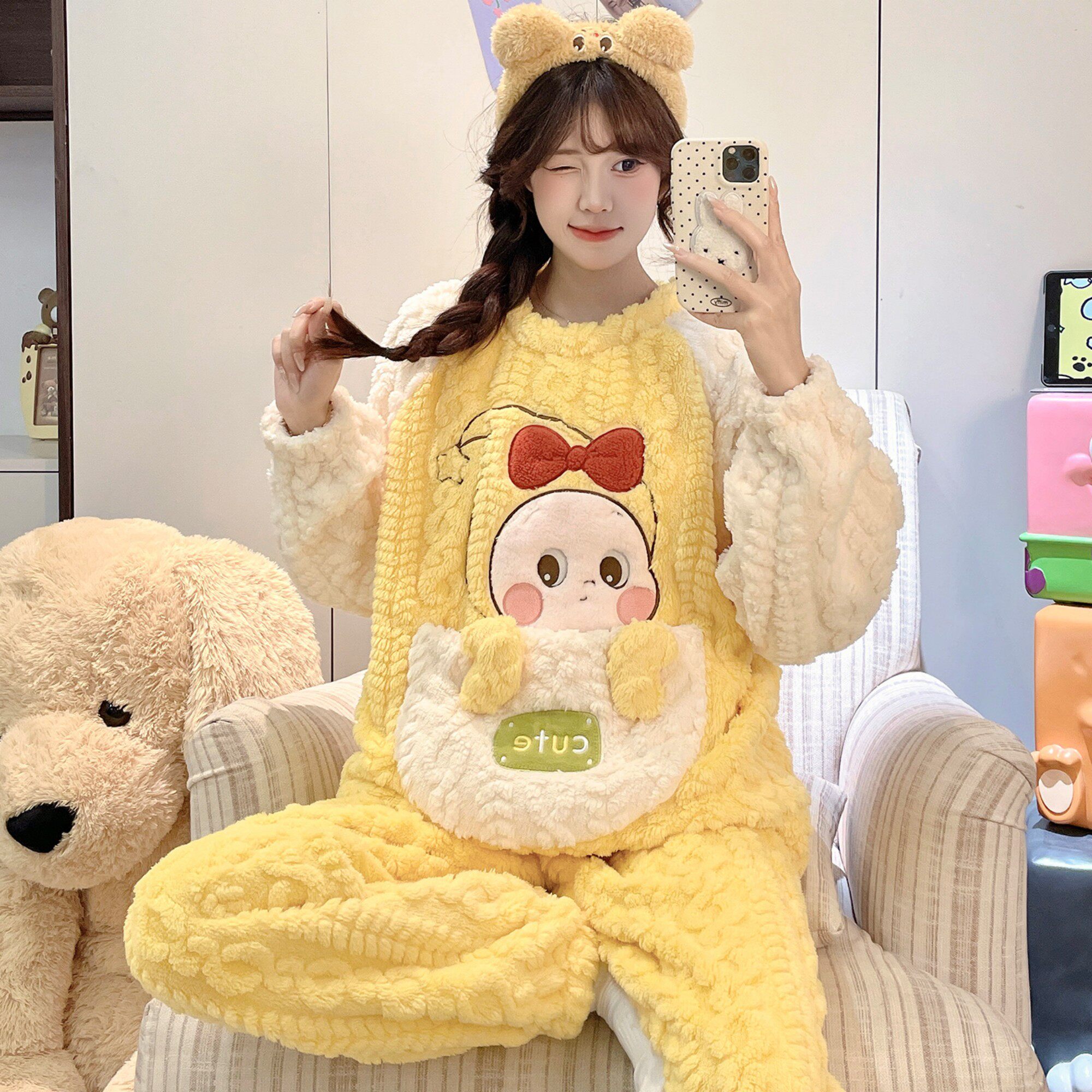 女童睡衣秋冬款珊瑚绒加厚宝宝潮款少年大女孩冬季提花绒儿童动漫