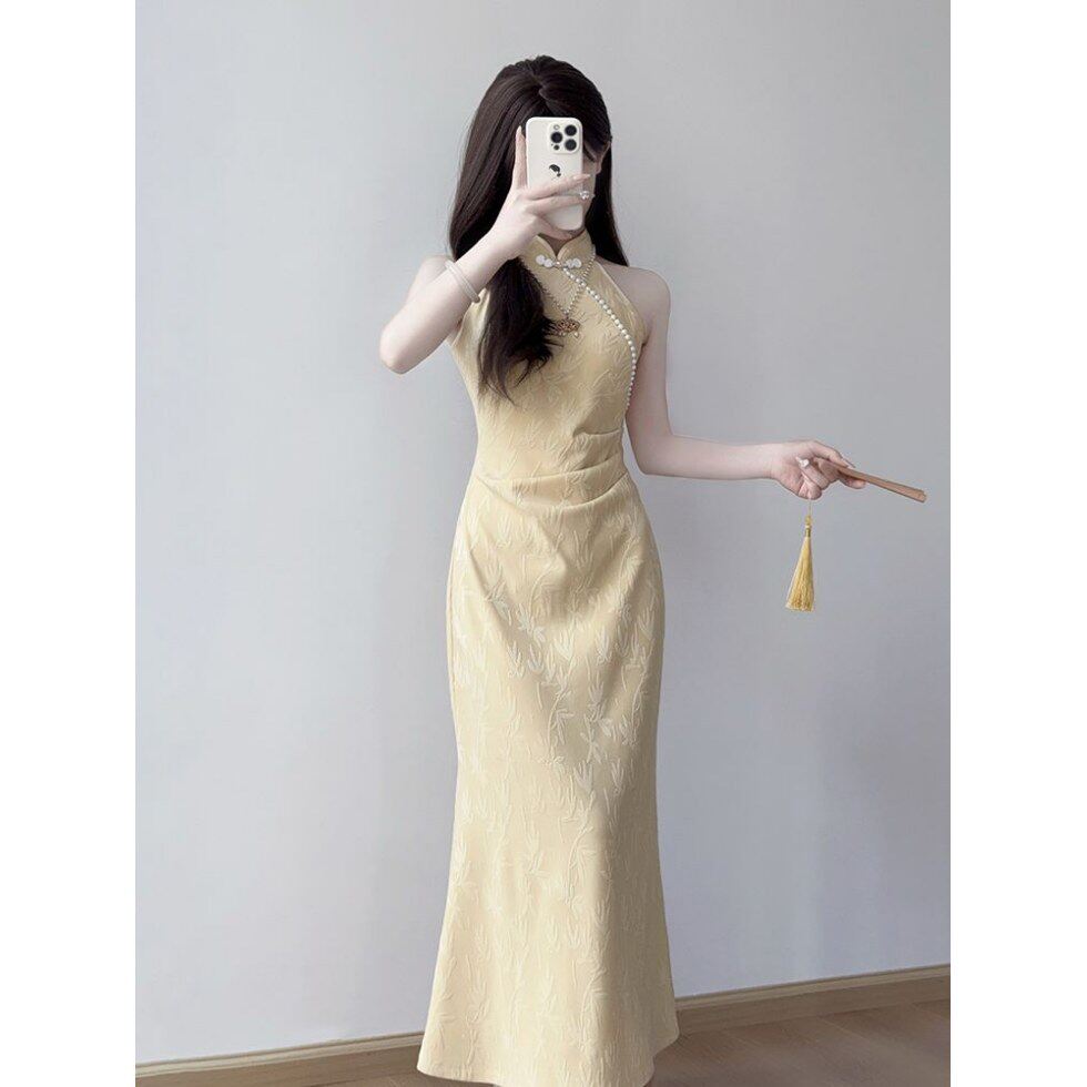 进口旗袍2025夏季少女年轻高端修身鱼尾挂脖晨袍新中式气质连衣