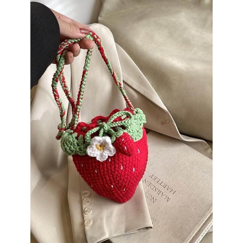 进口bag时尚可爱草莓毛线钩织包手工成品小众女士挎包手提包,箱包皮具/热销女包/男包,手机包,淘宝优惠券,粉丝福利购,淘宝优惠卷