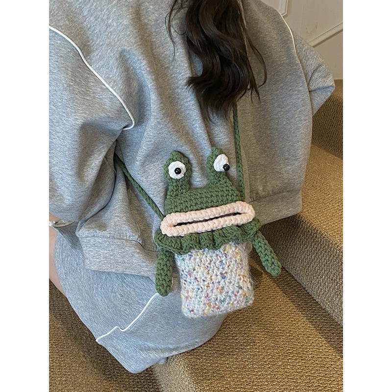 进口卡通青蛙毛线钩织女包包手工编织成品可爱搞怪香肠嘴单肩挎包,箱包皮具/热销女包/男包,水桶包,淘宝优惠券,粉丝福利购,淘宝优惠卷
