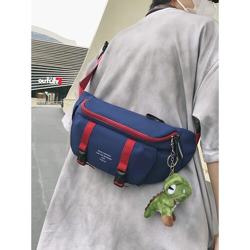 进口ins风潮牌港风胸包男工装潮流街拍休闲斜挎包日系骑行运动