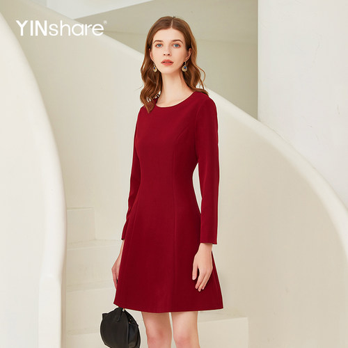 映想修身气质礼服小红裙