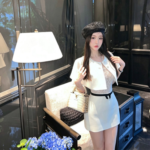 【大小姐】白富美斗篷修身蕾丝织带蝴蝶结A字连衣裙香风套装裙