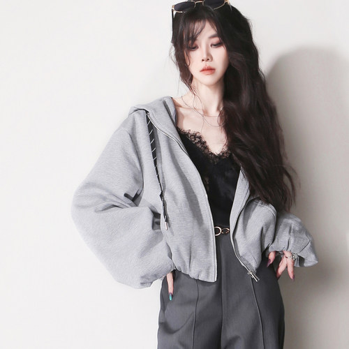 早秋欧美风连帽显瘦卫衣短外套