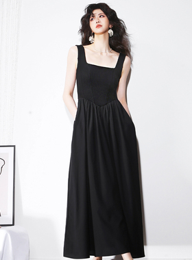 P69芭蕾风鱼骨线条设计弧形拼接高腰复古方领修身显瘦欧美连衣裙