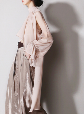 C47飘逸独特设计前短后长镂空灯笼袖系带欧美风宽松显瘦长袖衬衫