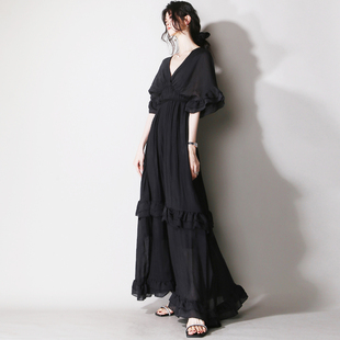 C42飘逸垂感大裙摆荷叶边蝙蝠袖 轻盈及踝连衣长裙 V领高腰宽松大码