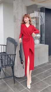 气质V领长袖不规则收腰开叉连衣裙名女人纯色高级感法式优雅长裙