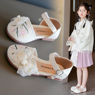 包头2025夏季 绣花国风软底儿童小皮鞋 新款 女孩公主鞋 单鞋 女童凉鞋