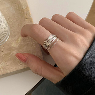 小众个性多层银色线圈缠绕戒指女设计感精致时尚潮流百搭指环戒子