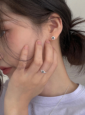 FOR YOU黑色小花朵耳钉女通体纯银防过敏百搭耳环耳饰耳夹养耳洞