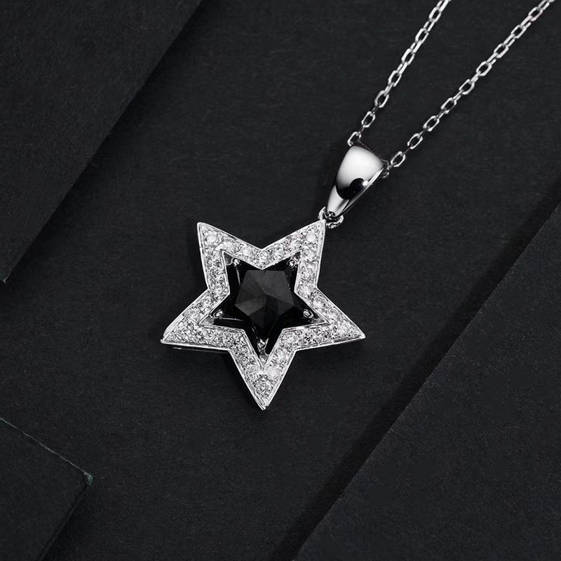 宝创集0.48克拉天然黑钻石吊坠18K白五角星项链坠彩钻个性锁骨链
