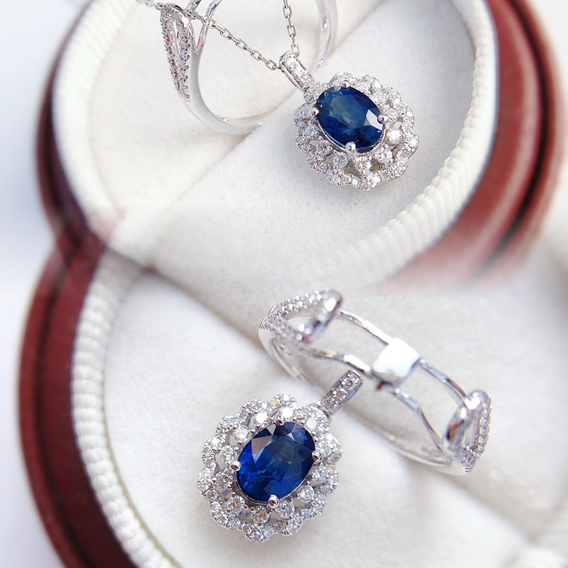 宝创集1克拉斯里兰卡皇家蓝宝石戒指吊坠两用款18K金镶钻一款多戴