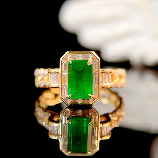 宝创集18K金镶嵌1.22克拉天然翠绿色祖母绿链条戒指钻石彩宝女戒