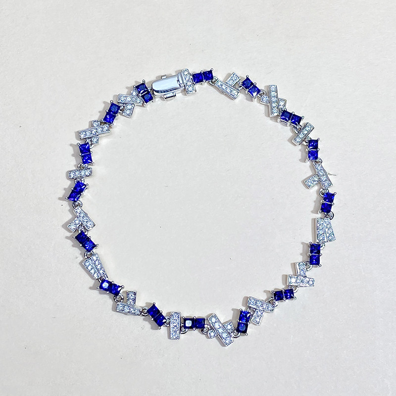 宝创集18K金镶嵌1.98克拉天然皇家蓝宝石满圈手链钻石彩宝手镯链