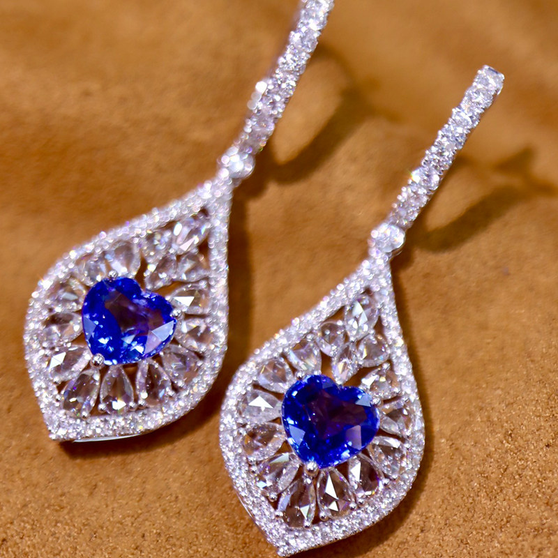 宝创集18K金3.10克拉天然蓝宝石爱心耳饰彩宝真金真钻带大证CGRL