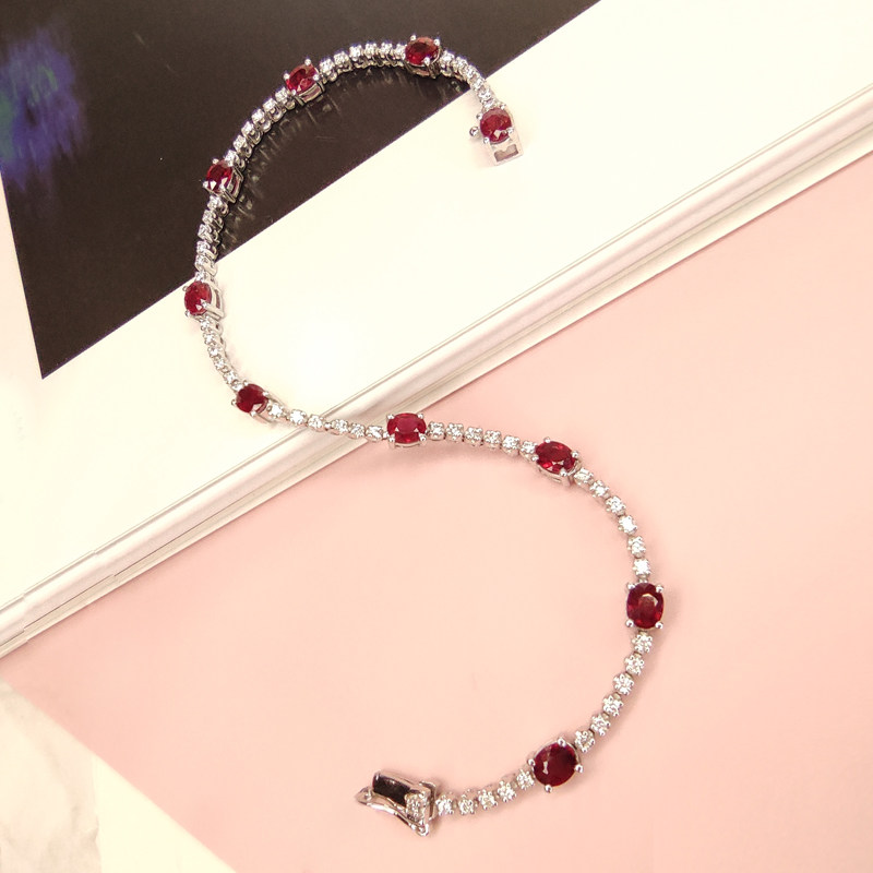 宝创集18K金镶嵌2.37克拉天然鸽血红宝石钻石手链手镯满圈时尚