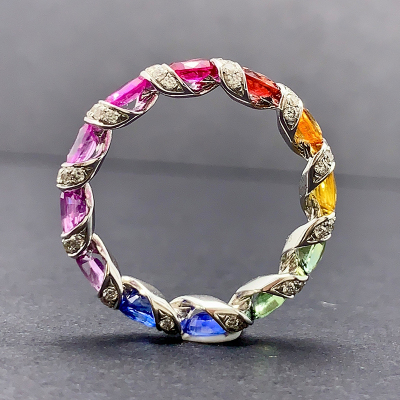 彩虹渐变彩色蓝宝石戒指宝创集