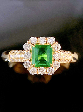 宝创集18K金镶嵌0.47克拉天然翠绿色方形祖母绿戒指钻石彩宝女戒