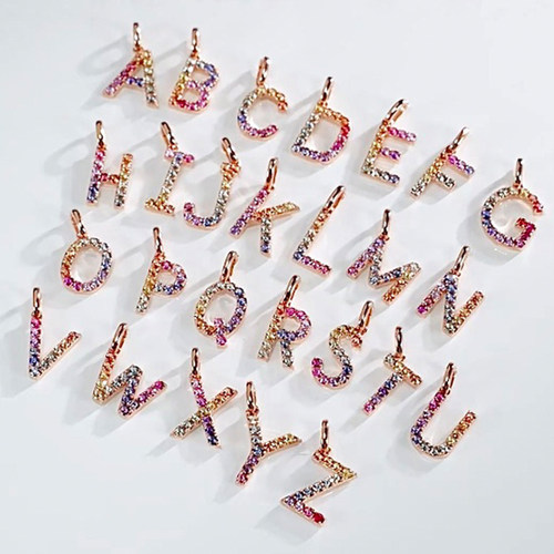 18K金彩色蓝宝石字母项链吊坠