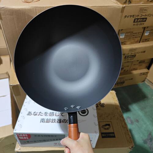 德国Prefered铁锅0涂层炒锅煤气灶电磁炉通用家用铁锅32CM