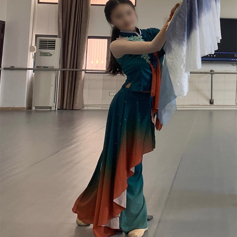 古典民族舞胶州秧歌舞蹈服装家燕归巢剧目东北秧歌扇舞艺考演出服