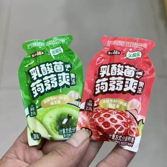 盐津铺子乳酸菌蒟蒻爽解馋零食