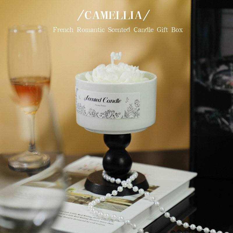 花艺香薰蜡烛礼盒手工低温陶瓷摆件高级感新年礼品女生情人节礼物