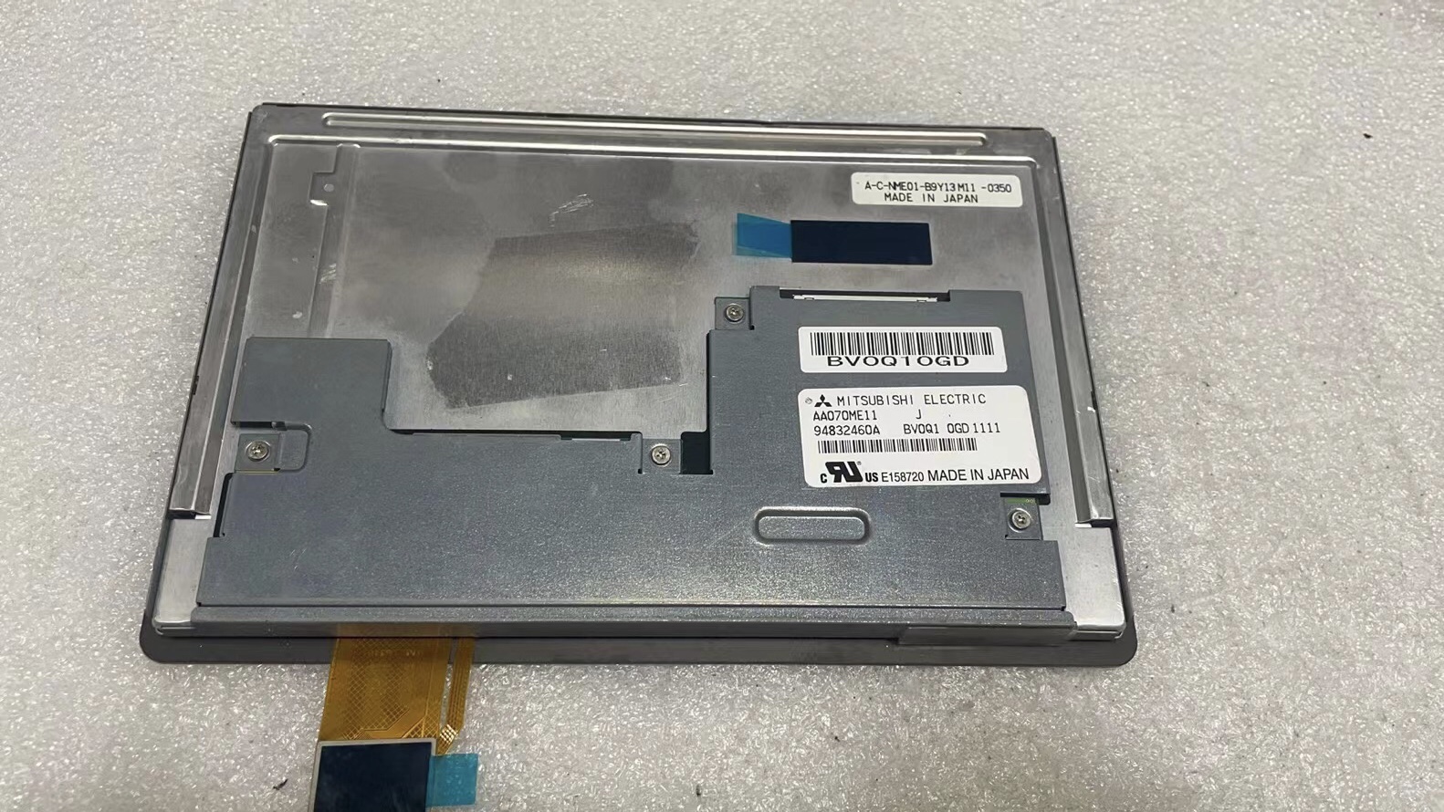 原装MITSUBISHI AA070ME11