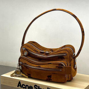 ins网红款复古百搭拉链单肩包小熊磨砂麂皮绒通勤腋下女包2025新