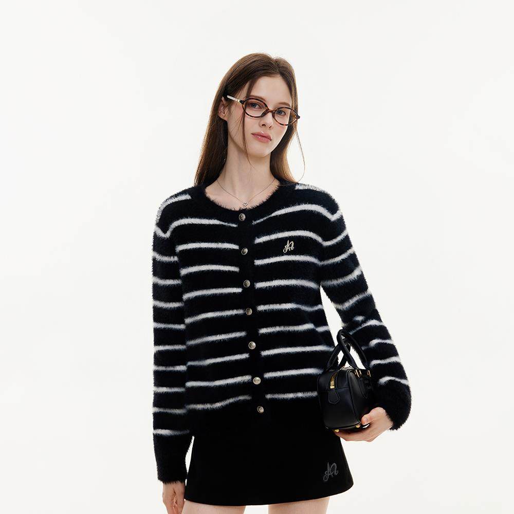 Azmi设计感小众马海毛条纹针织开衫外套女春秋季新款宽松显瘦毛衣