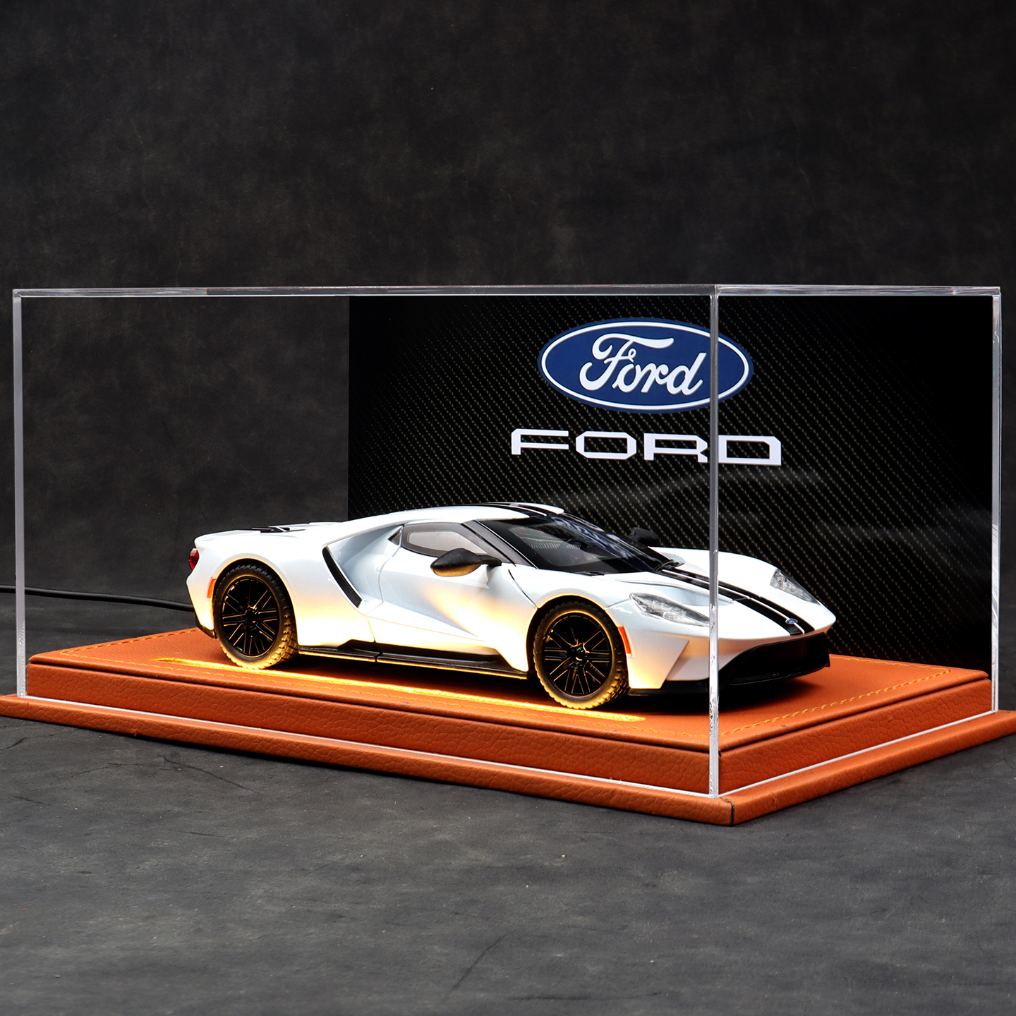 合金1/24福特GT跑车玩具限量版