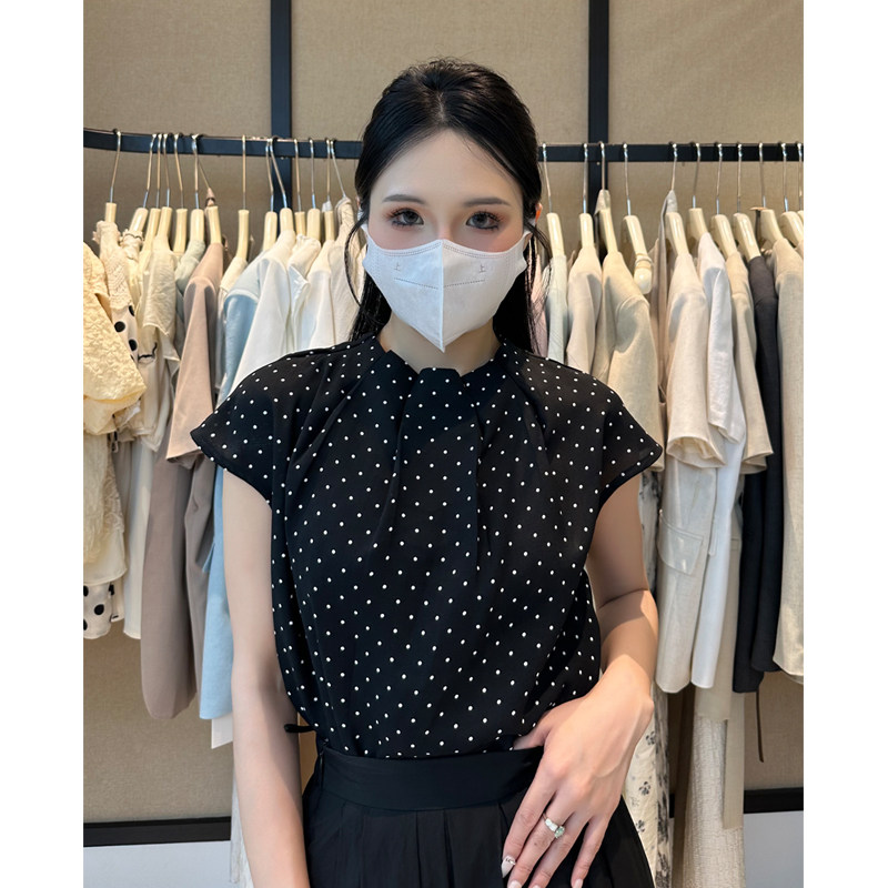 法拉2024夏新款短袖法式波点高级感衬衫舒适流行薄款女士小衫上衣