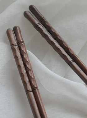 精致高端实木筷子日式尖头家用高级胡桃木无漆无蜡原木质吃饭筷子
