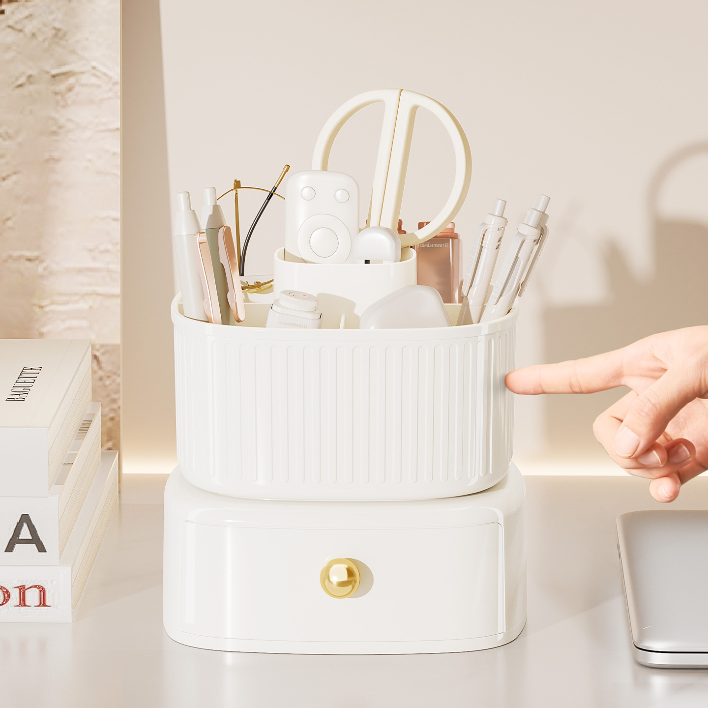 笔筒轻奢高级感办公室桌面收纳盒