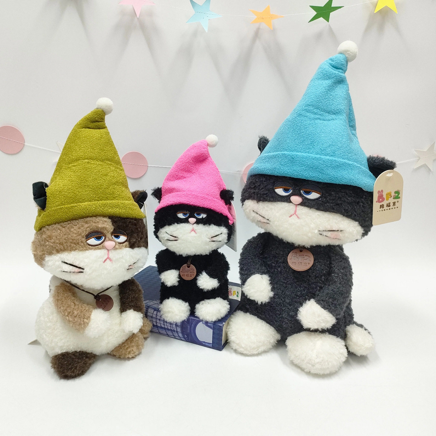 抱福崽可爱仿真猫咪毛绒玩具