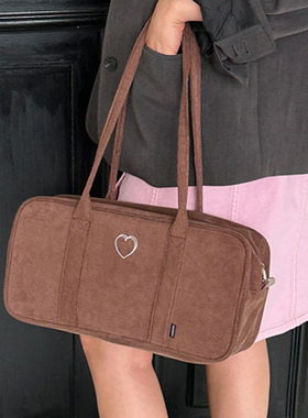 Mazzzzy韩国代购 简约灯芯绒爱心刺绣单肩包波士顿包通勤上学ins