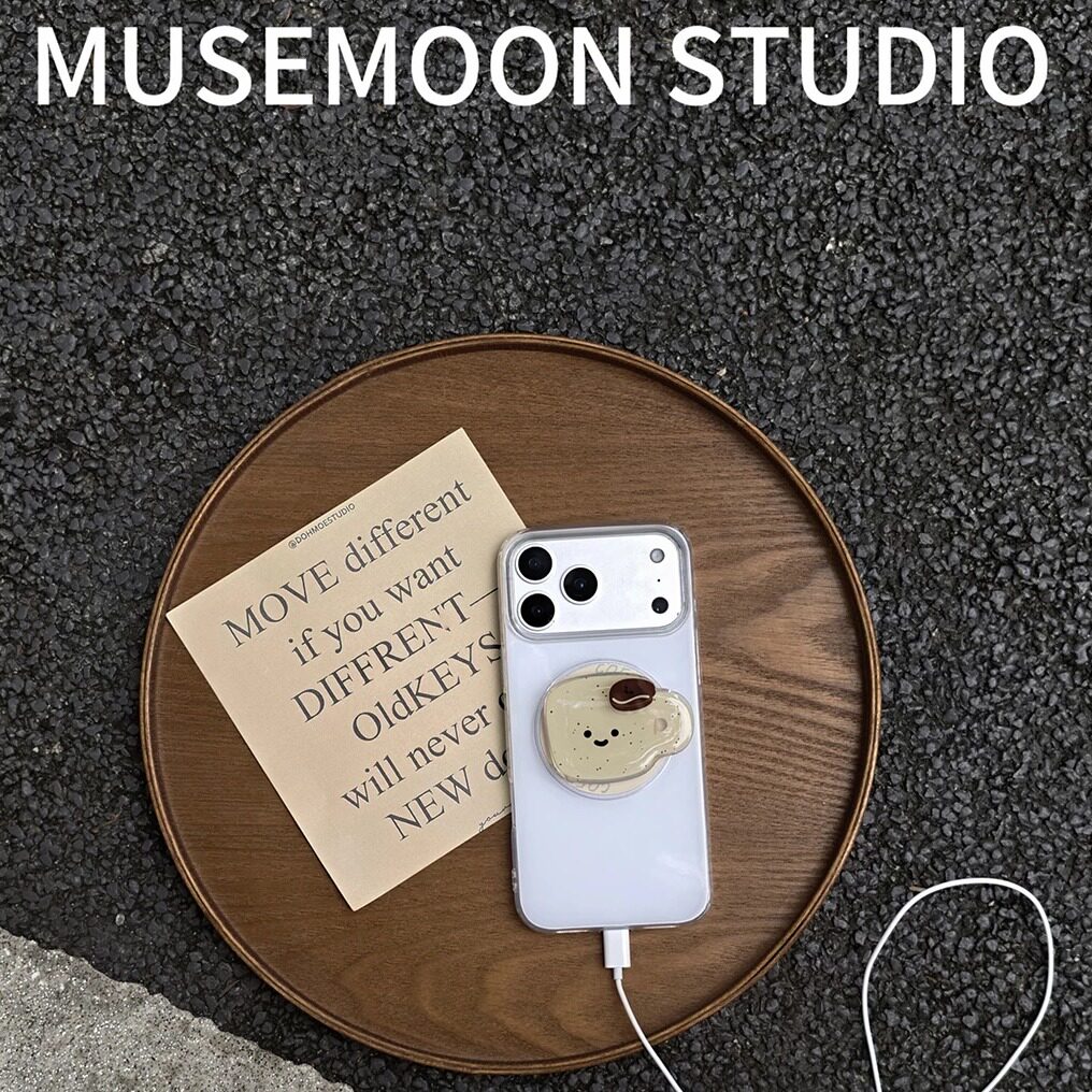 MUSEMOON|奶咖小记 ins可爱软萌笑脸咖啡杯支架奶油白磁吸手机壳适用苹果18pro华为pura90小米18荣耀600X500