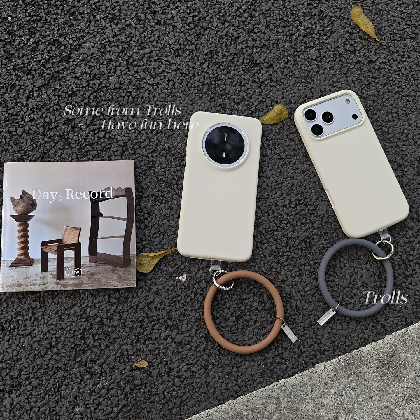 MUSEMOON｜奶茶色创意手环液态硅胶手机壳小众ins高级感手