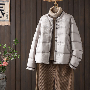 文艺范小个子圆领减龄90白鸭绒羽绒服女短款2025冬季新款保暖外套
