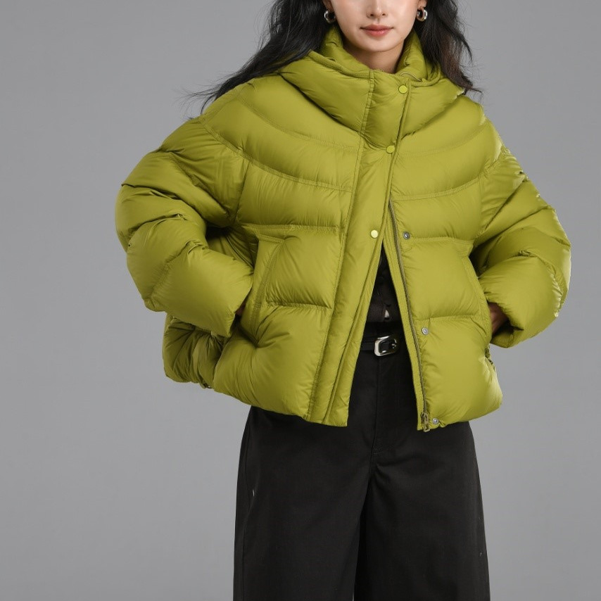 时尚泡芙连帽羽绒服女短款面包服