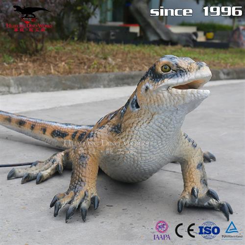 自贡年老厂制作仿真动物仿真昆虫硅胶机械电动蜥蜴模型美陈引流