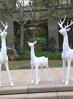 户外彷真玻璃纤维白鹿雕塑落地庭院园林景观商场婚礼装饰白色鹿摆