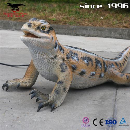 自贡年老厂制作仿真动物仿真昆虫硅胶机械电动蜥蜴模型美陈引流