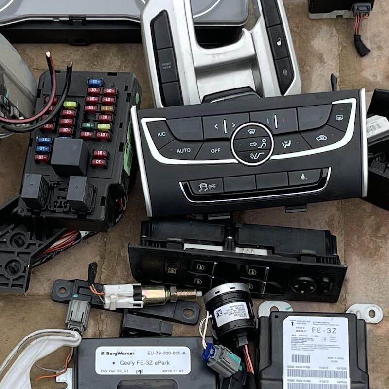 帝豪ev300拆车大灯尾灯仪表盘开关CD机车身模块电脑abs泵等