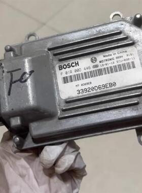 长安铃木羚羊发动机电脑板F01R00D446