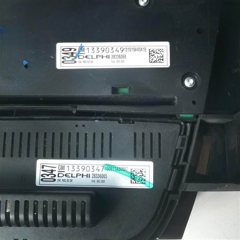 英朗AC开关空调面板多媒体CD机控制器总成 13390347 13390349