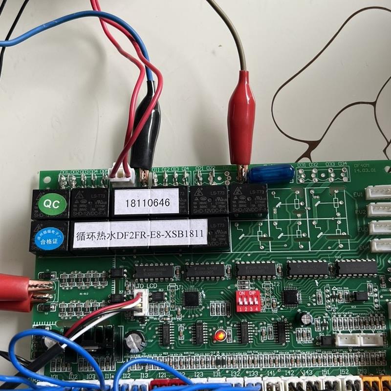九沐空气能显示屏DF2FR-E8-XSB1811,双系统主板18110646